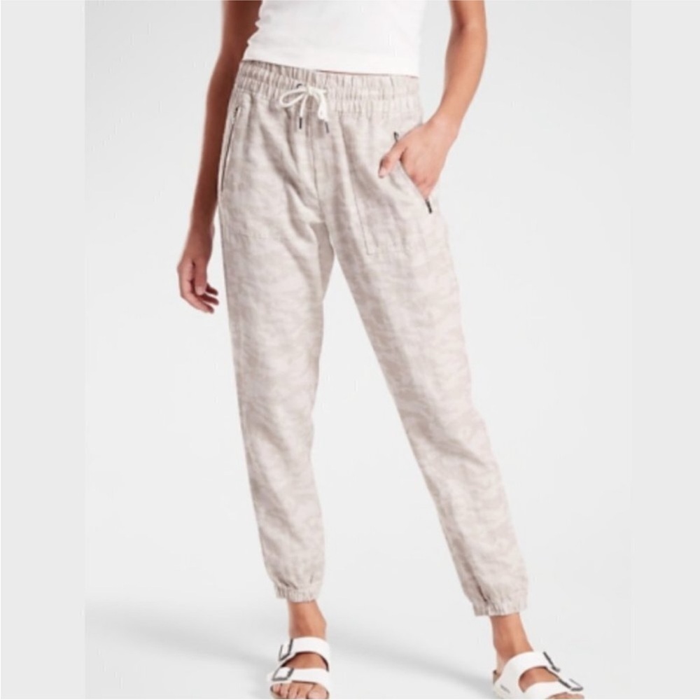 Athleta Cabo Tide Linen Jogger beige camo 0P